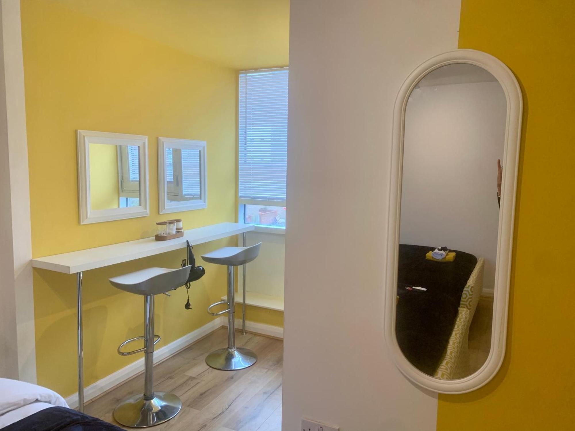 Apartment Large Modern 3 Bedroom Centre ,free Parking Liverpool